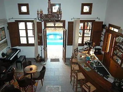 Krinos Tatil Evi